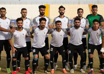 سرمربی شاهین بوشهر: آب خوش از گلوی ما پایین نرفته است، بازیکنان غیربومی را از خوابگاه بیرون کردند