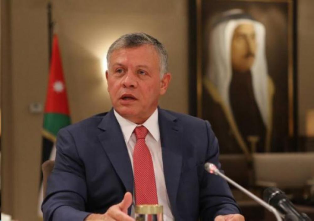 خبرنگاران شاه اردن با استعفای نخست وزیر این کشور موافقت خبرنگاران شاه اردن با استعفای نخست وزیر این کشور موافقت کرد