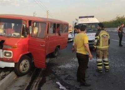 7 نفر در تصادفی در بزرگراه آزادگان مصدوم شدند