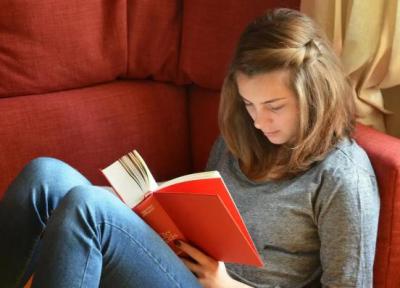 چطور بتوانیم دوباره کتاب یا مطلب طولانی بخوانیم؟! در عصر نابودی فکر ناشی از شبکه های اجتماعی